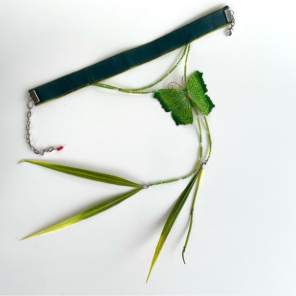 Enamelled Butterfly Chocker Necklace - Picture 7 of 16